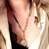 collier scorpion obsidienne dorée
