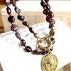 collier saba grenat