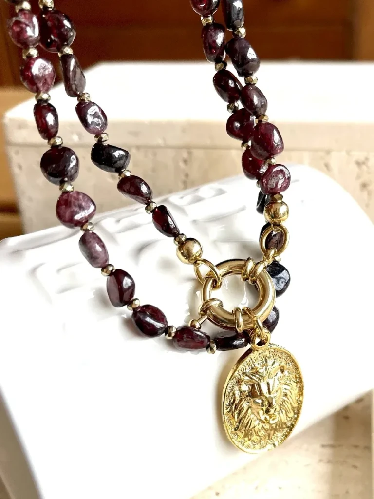 collier saba grenat