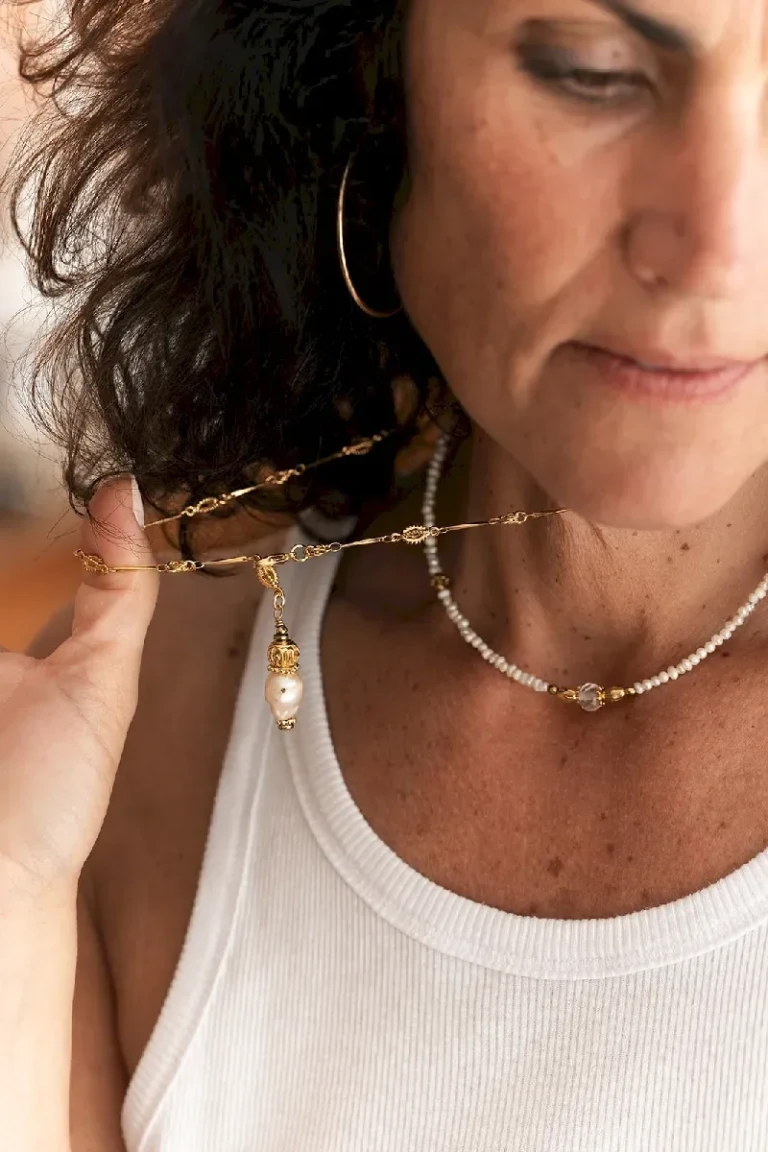 collier chaine pendule Suzanne