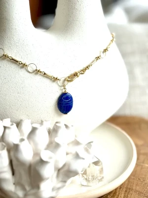 COLLIER SCARABÉE LAPIS LAZULI MAMOUNIA