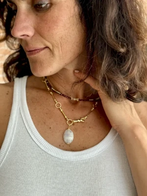 COLLIER GRENAT QUARTZ RUTILE CELESTE