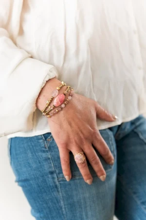 bracelet élastique en quartz fraise