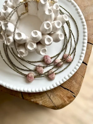 COLLIER AMULETTE SCARABÉE RHODOCHROSITE - Estime de soi, Guérison émotionnelle