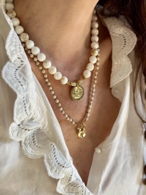 COLLIER NACRE ROMA - Douceur, Féminité