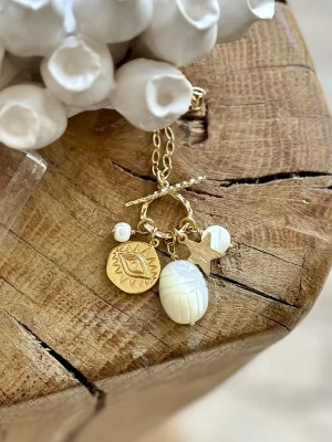 COLLIER TOGGLE SCARAB NACRE - Féminité, Douceur, Intuition
