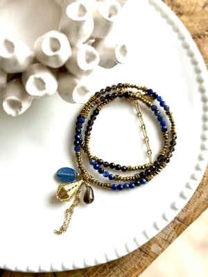 COLLIER FREYA QUARTZ FUMÉ / SAPHIR -  Tranquillité, Remonter la pente